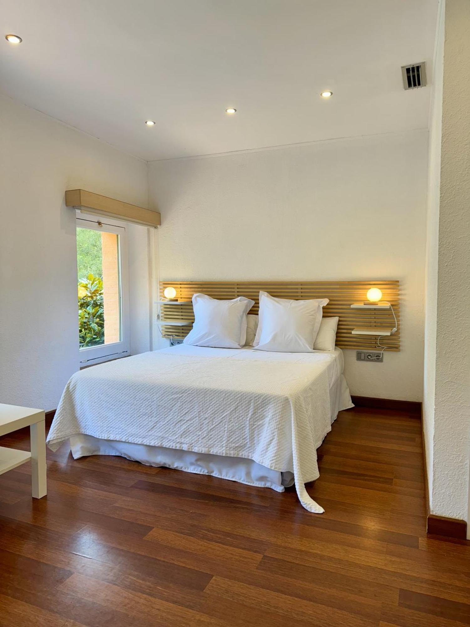 Hotel Spa La Central - Adults Only Maçanet de Cabrenys Kültér fotó